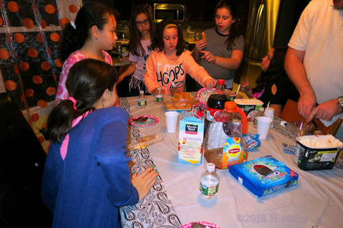 Taking The Plate For Delicious Snacks! Taking The Plate For Delicious Snacks!