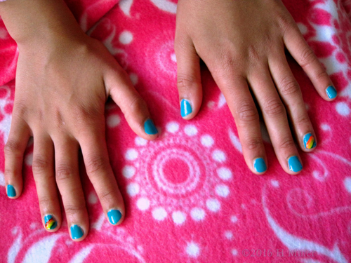 Cute Rainbow Accent Girls Manicure Cute Rainbow Accent Girls Manicure