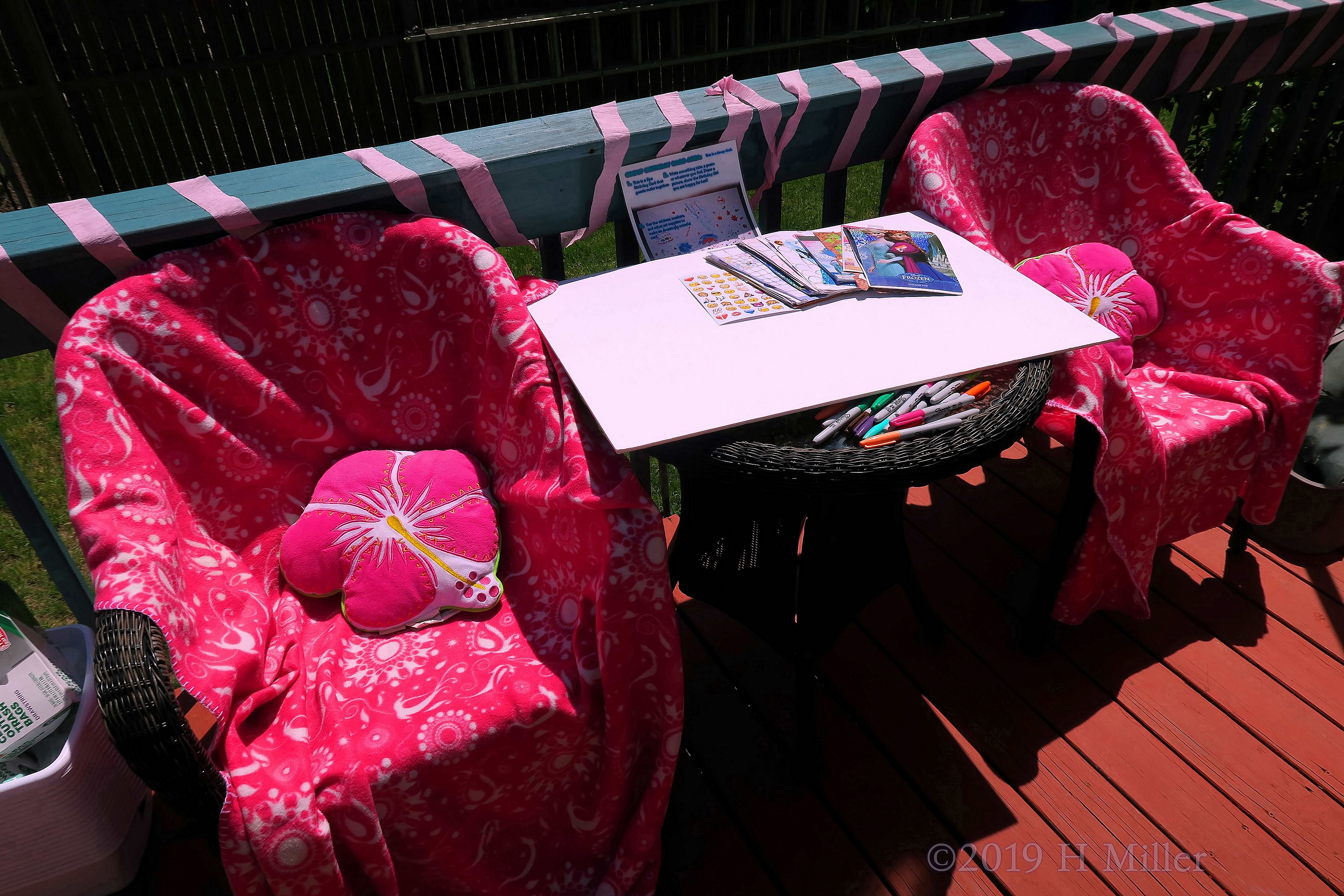 Outdoor Deck With Spa Throws And Pillow Decor Outdoor Deck With Spa Throws And Pillow Decor