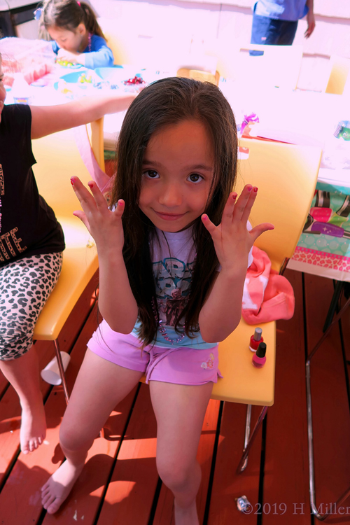 And She Loves Her Mini Mani! And She Loves Her Mini Mani!