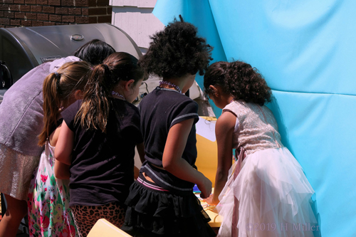 Getting Kids Crafts Ready! Getting Kids Crafts Ready!