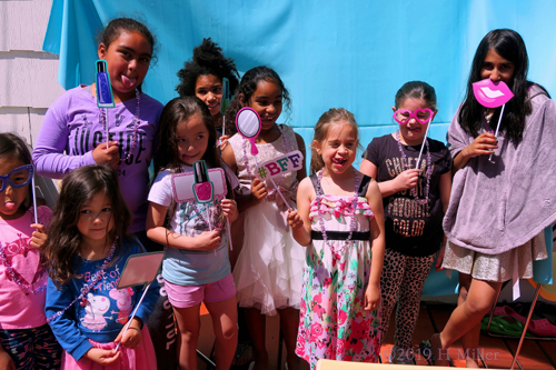 Silly Face Kids Spa Group Photo! Silly Face Kids Spa Group Photo!