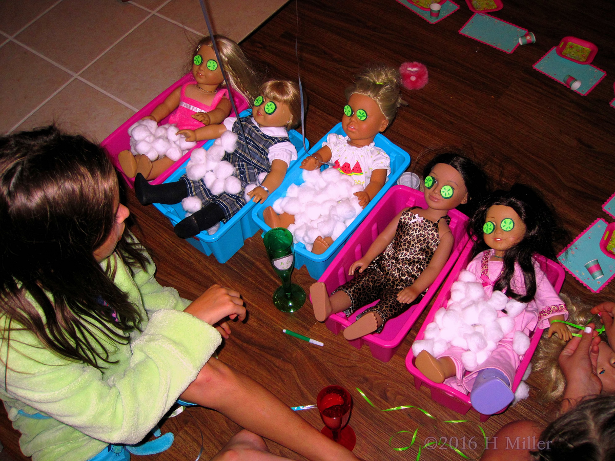 Checking On The Dolls In Their Spa 