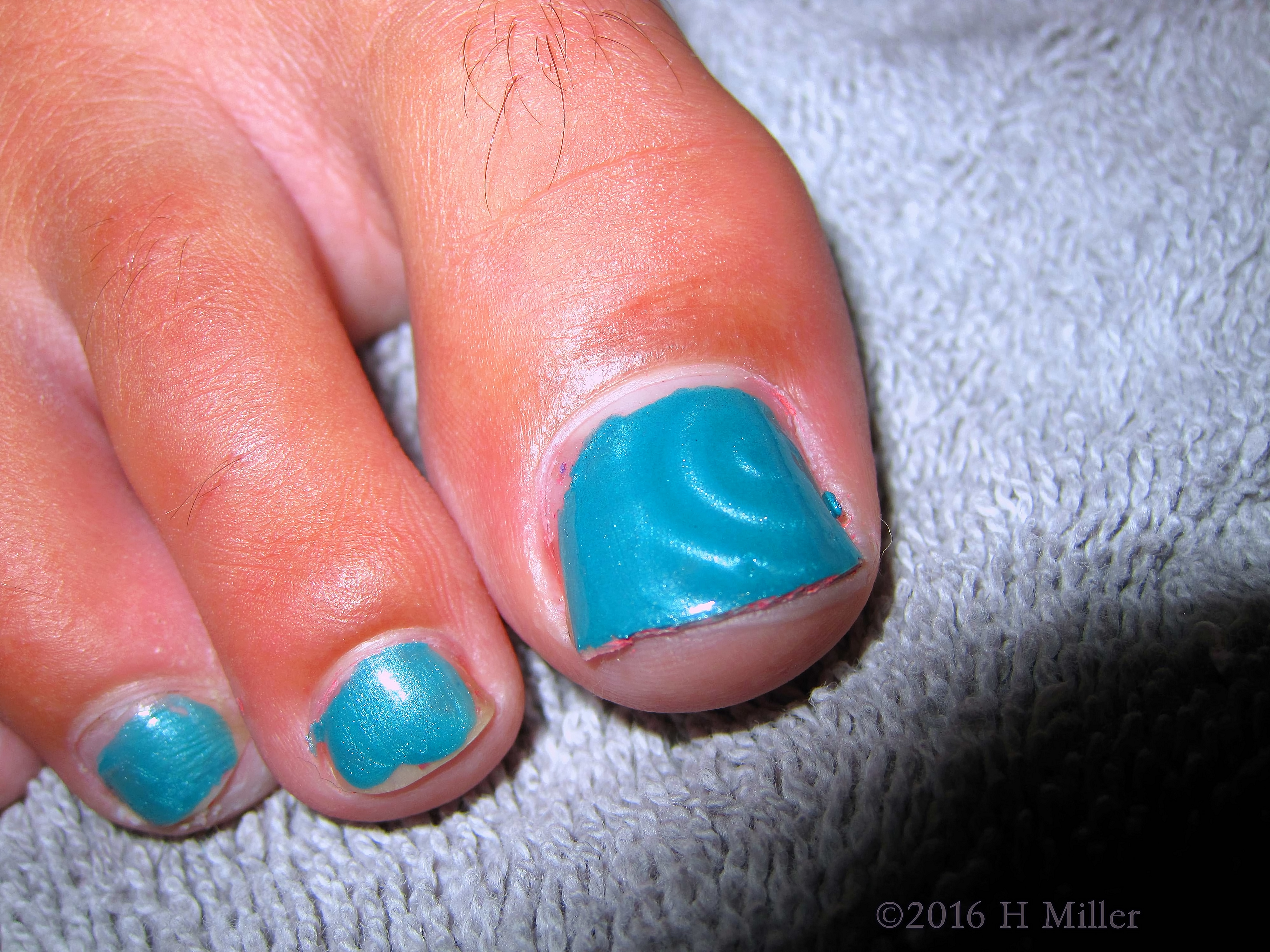 Adorable Blue Swirl Pedicure Art Adorable Blue Swirl Pedicure Art