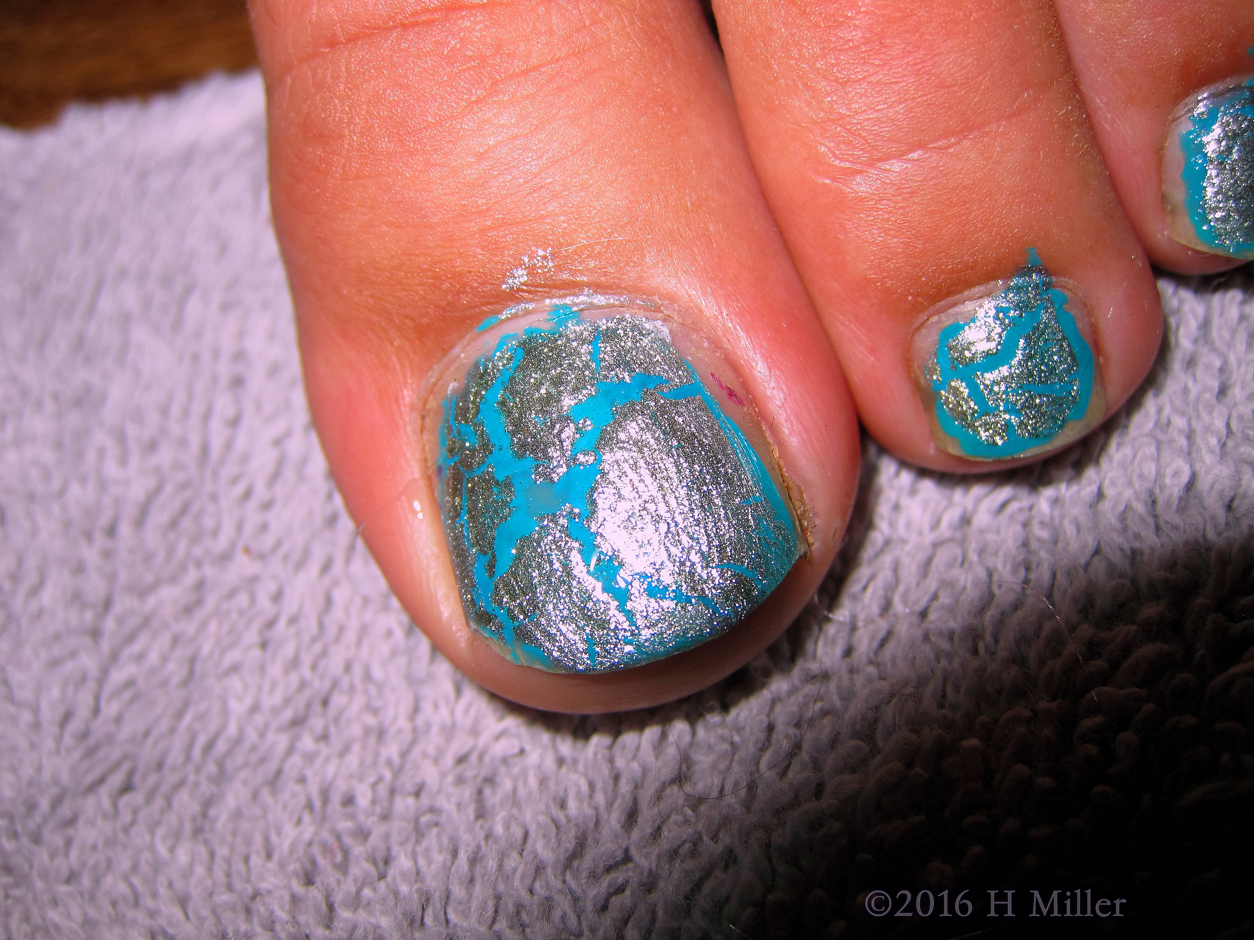 Cute Blue And Silver Home Kids Spa Pedicure Cute Blue And Silver Home Kids Spa Pedicure