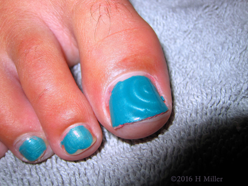 Adorable Blue Swirl Pedicure Art Adorable Blue Swirl Pedicure Art