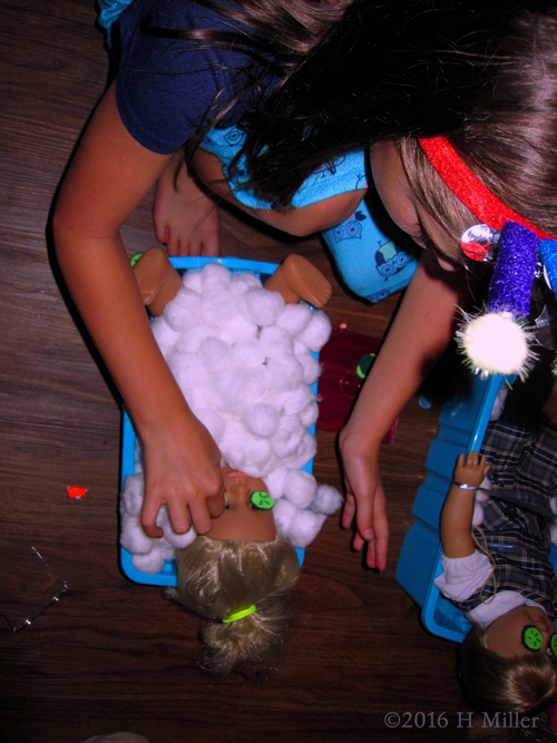 Fixing The Doll's Refreshing Cucumber Facial Fixing The Doll's Refreshing Cucumber Facial