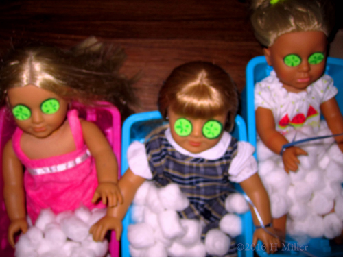 The Doll Spa Looks Like Fun! The Doll Spa Looks Like Fun!