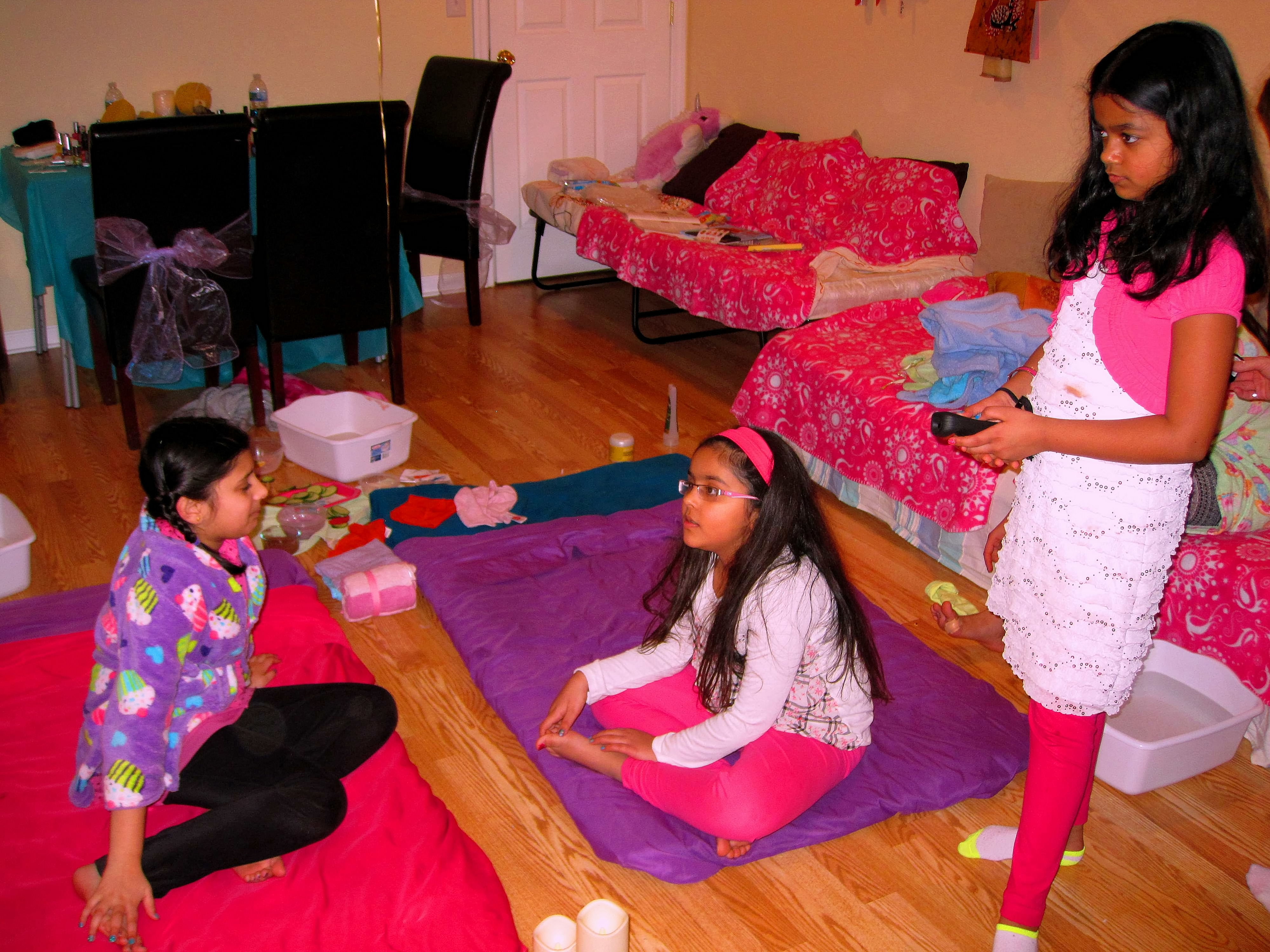 Hanging Out In The Facial And Massage Area Hanging Out In The Facial And Massage Area