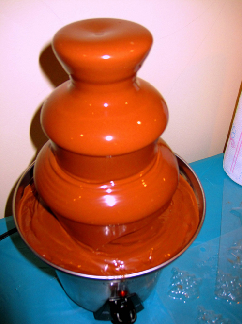 Delicious Chocolate Fondue Fountain