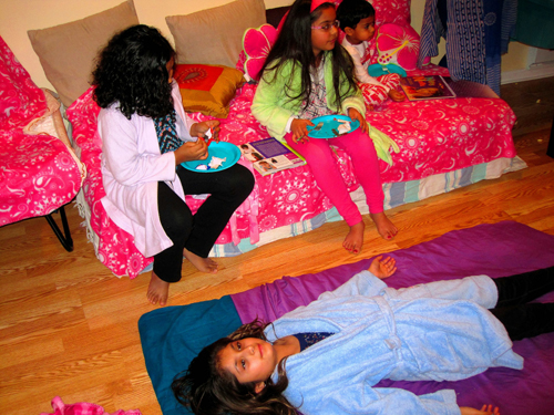 Hanging Out On The Spa Couch And In The Facials Area Hanging Out On The Spa Couch And In The Facials Area