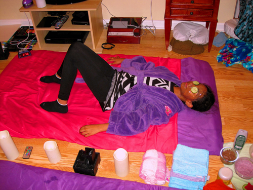 Relaxing At Home In A Vanilla Face Mask Relaxing At Home In A Vanilla Face Mask