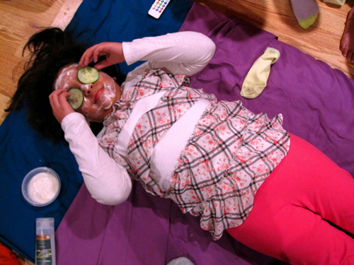 Relaxing Cucumbers For Home Spa Facials Relaxing Cucumbers For Home Spa Facials