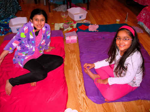 They Love The Kids Spa Party! They Love The Kids Spa Party!