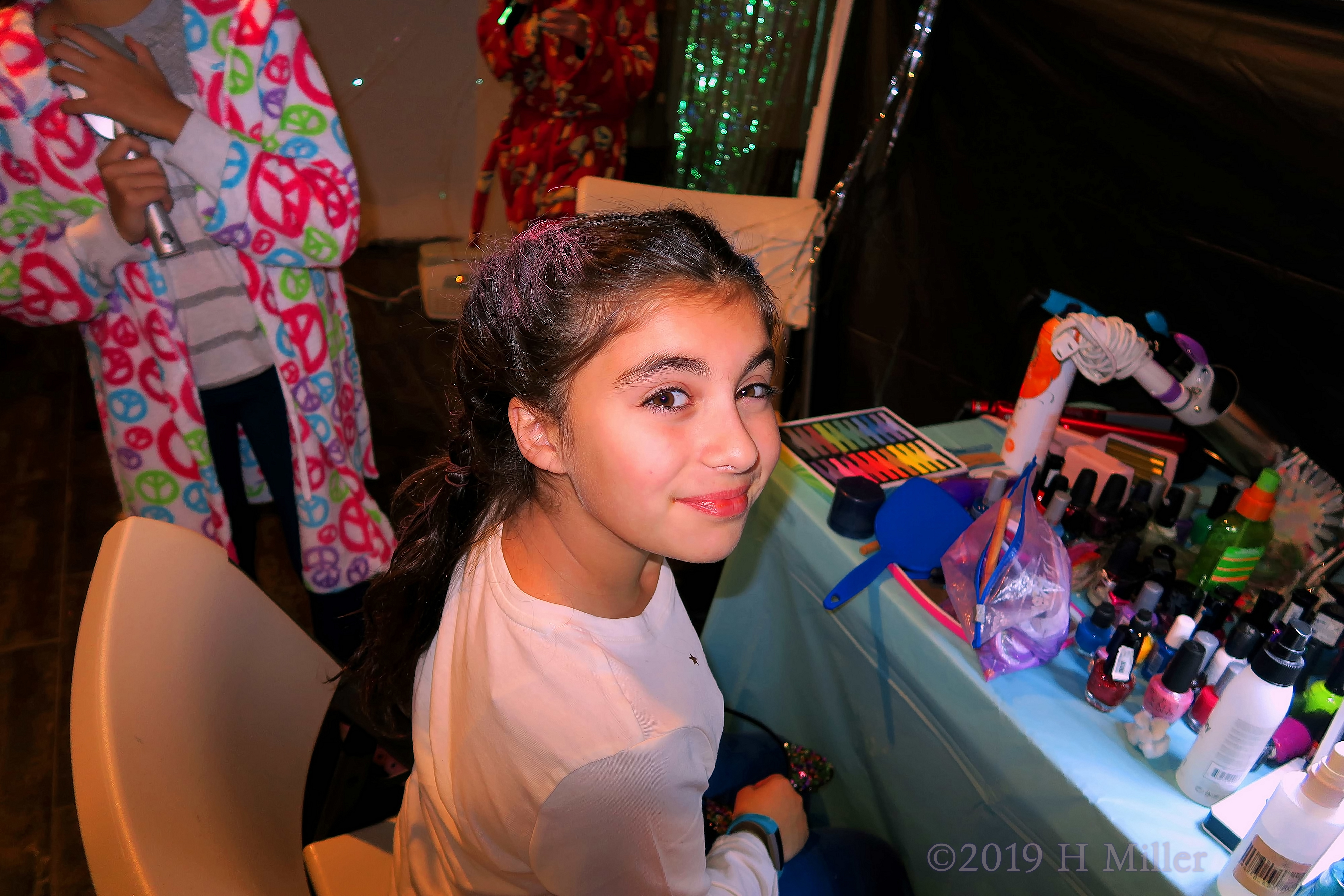 Braided Brilliance! Kids Hairstyle With Hair Chalk At The Spa Party! 4 Braided Brilliance! Kids Hairstyle With Hair Chalk At The Spa Party! 4