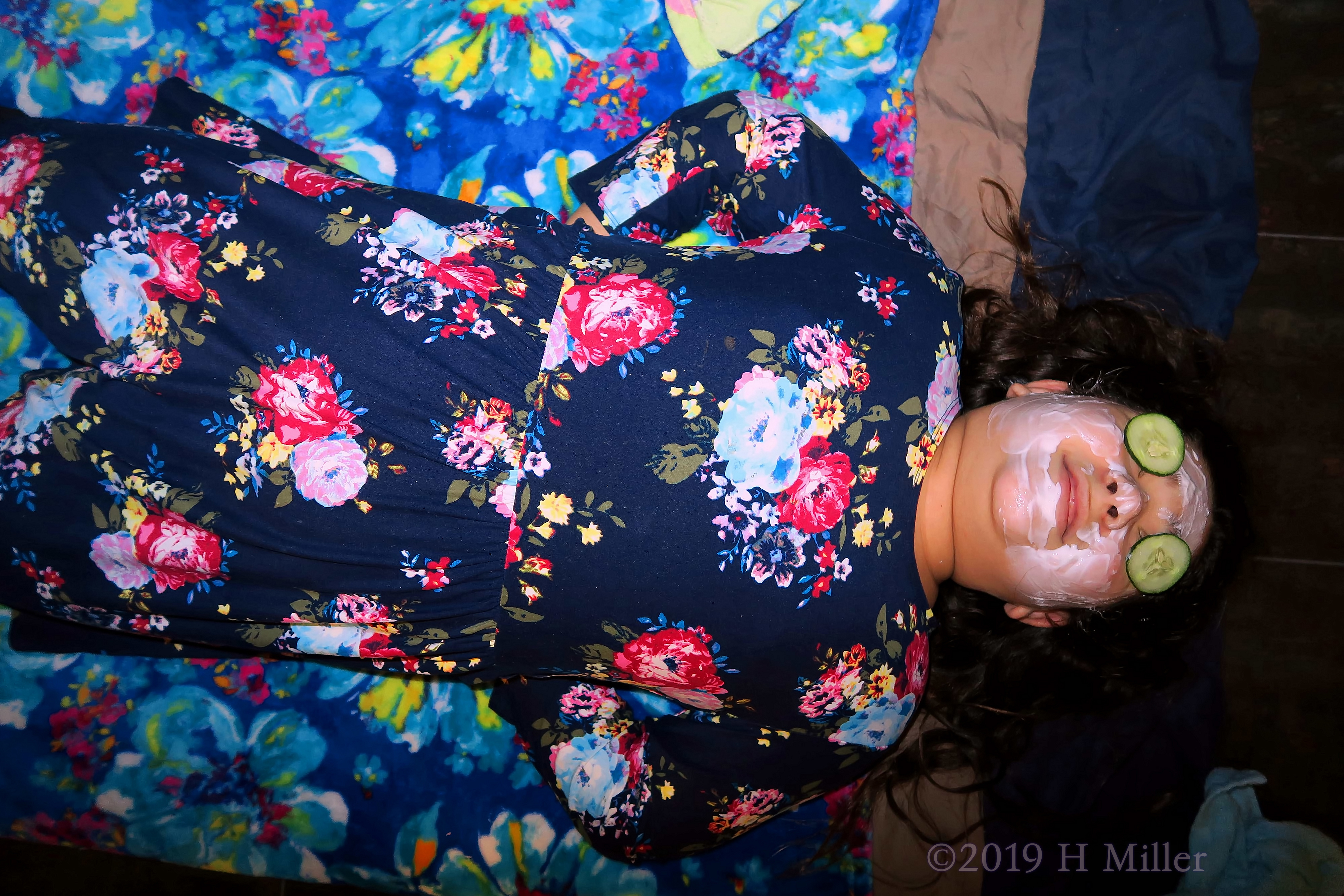 Cool Downs With Cucumbers! Party Guest Gets A Kids Facial! 4 Cool Downs With Cucumbers! Party Guest Gets A Kids Facial! 4