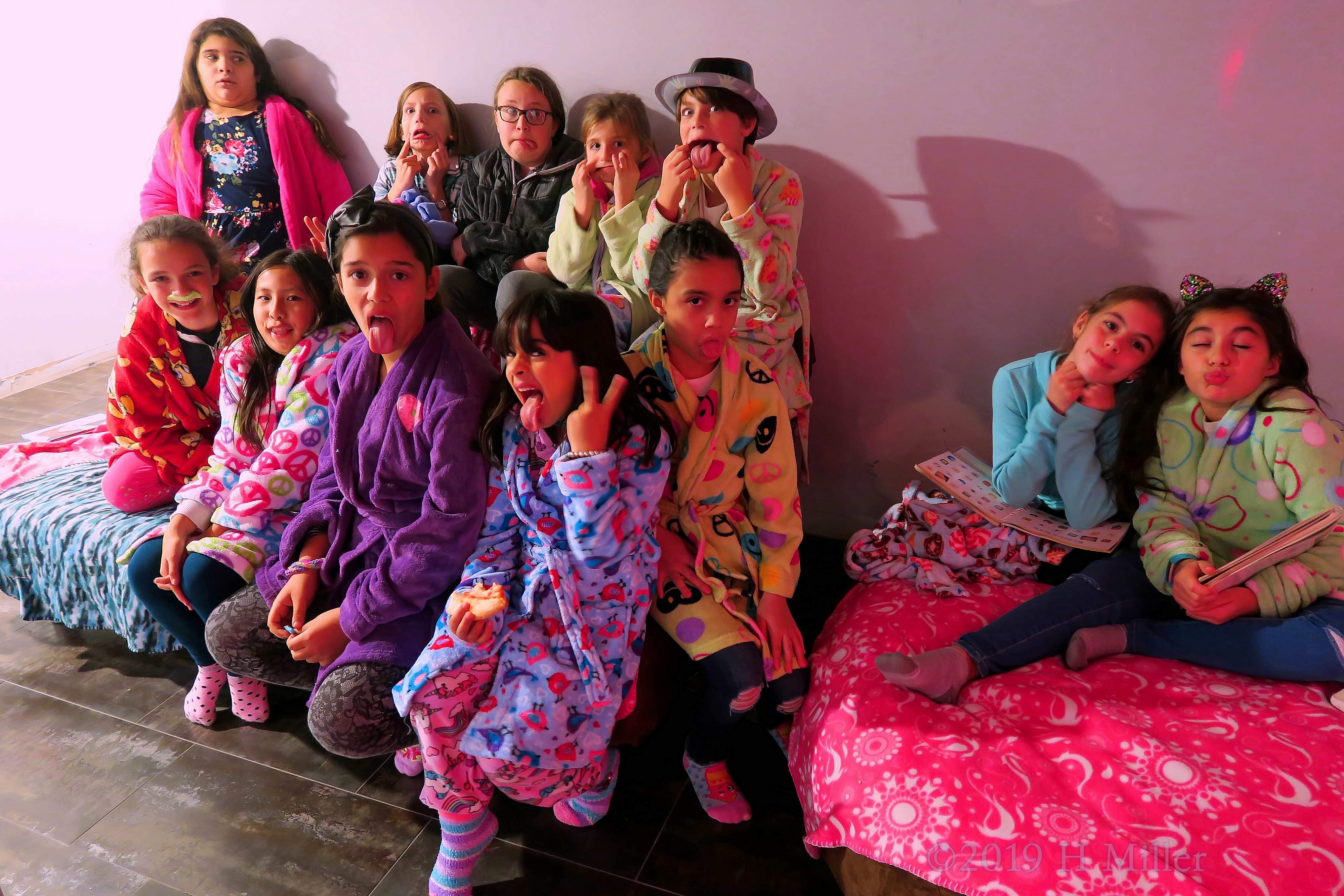 Girl Group! Kids Party Guest Group Photo! Girl Group! Kids Party Guest Group Photo!