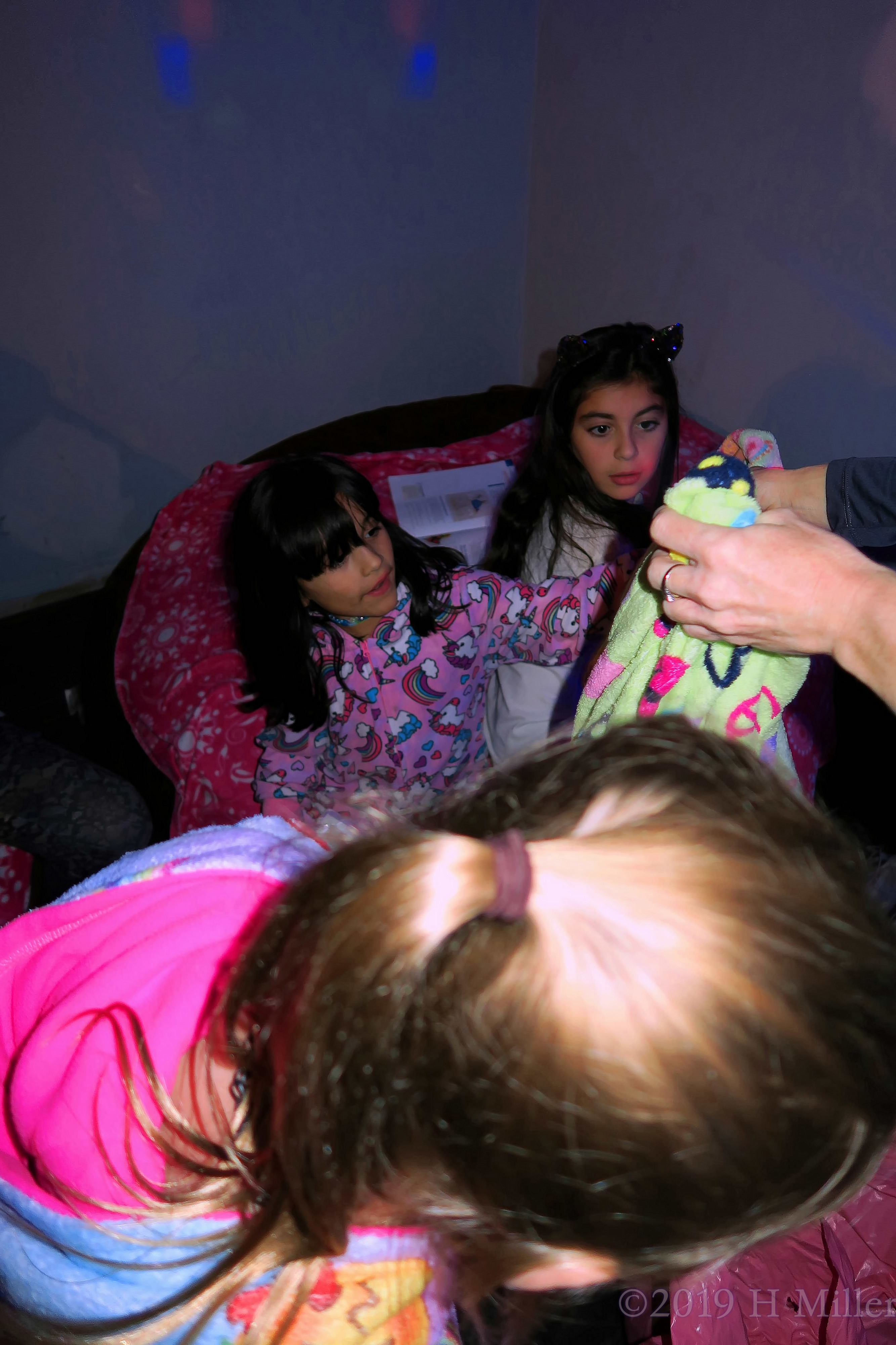 I Choose Comfort! Picking Spa Robes For The Spa Party Activities! I Choose Comfort! Picking Spa Robes For The Spa Party Activities!