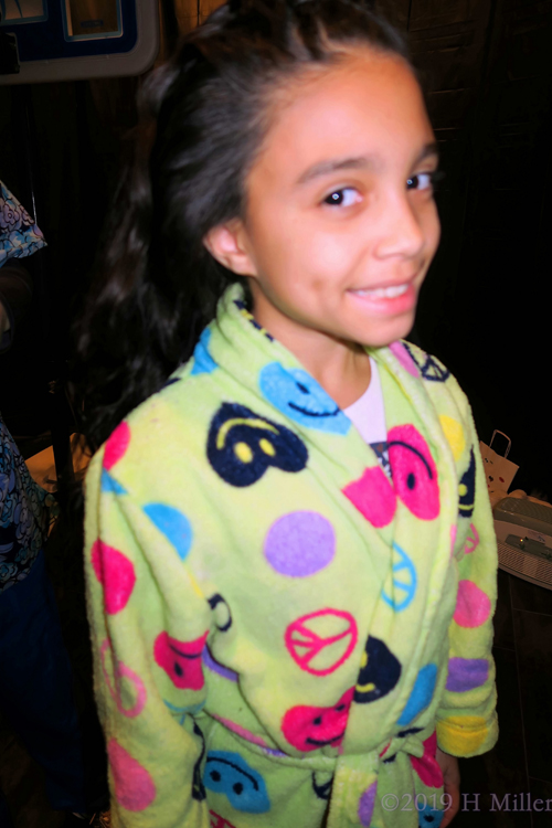 Comfy And Cozy! Party Guest In Kids Spa Robe!