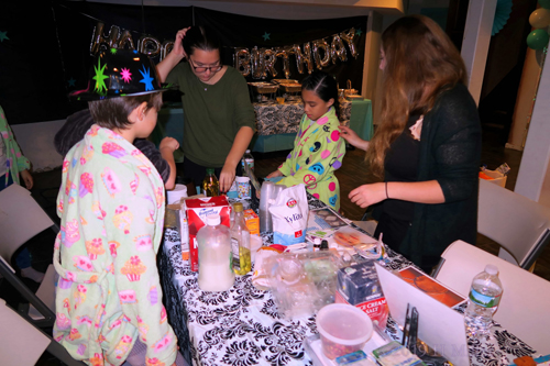 Crafting Salt Crystals! Party Guest Makes A Kids Craft! Crafting Salt Crystals! Party Guest Makes A Kids Craft!