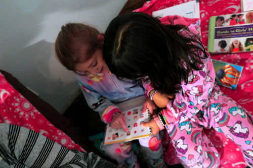 Guiding Decisions! Party Guests Choose Nail Art! Guiding Decisions! Party Guests Choose Nail Art!