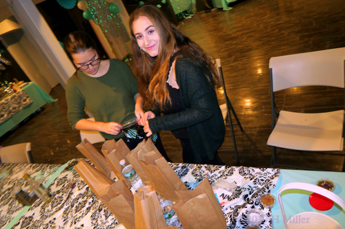 Sealing And Selecting! Kids Craft Goodie Bags For Spa Party Guests! Sealing And Selecting! Kids Craft Goodie Bags For Spa Party Guests!