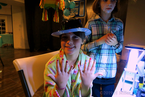 Smiling And Showing Kids Mani Designs At The Spa Party! Smiling And Showing Kids Mani Designs At The Spa Party!