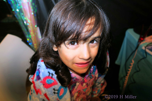 Closeup Of The Curls! Hairstyle On Kids Spa Party Guest Closeup Of The Curls! Hairstyle On Kids Spa Party Guest