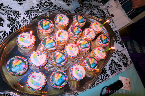 Crazy For Cupcakes! Birthday Cupcakes For The Kids Spa! 