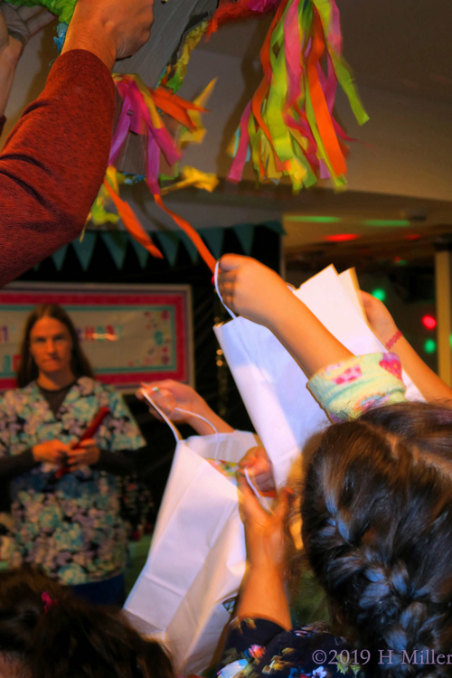 Goodies Galore! Kids Spa Party Pinata Fun! Goodies Galore! Kids Spa Party Pinata Fun!