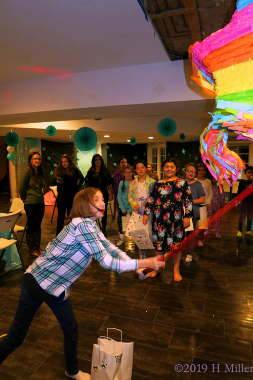 Pat It With A Stick! Pinata Fun At The Spa Party! Pat It With A Stick! Pinata Fun At The Spa Party!