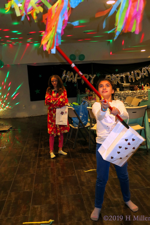 Plenty Of Pinata Turns! Pinata Fun For The Spa Birthday Party! Plenty Of Pinata Turns! Pinata Fun For The Spa Birthday Party!