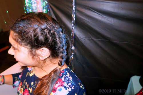 Side Of The Style! Kids Hairstyle With Hairchalk And Braids At The Spa Party Side Of The Style! Kids Hairstyle With Hairchalk And Braids At The Spa Party