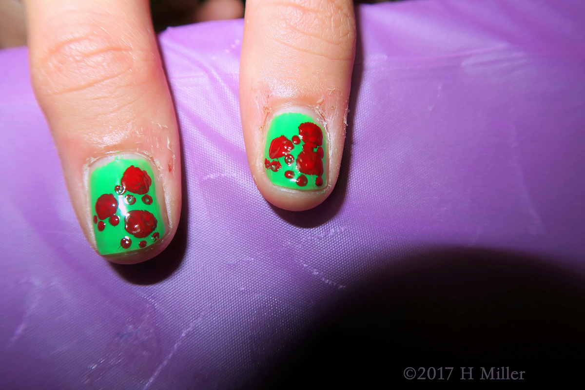 Awesome Dog Paws Kids Nail Art With Red Paws On Green Nails! 