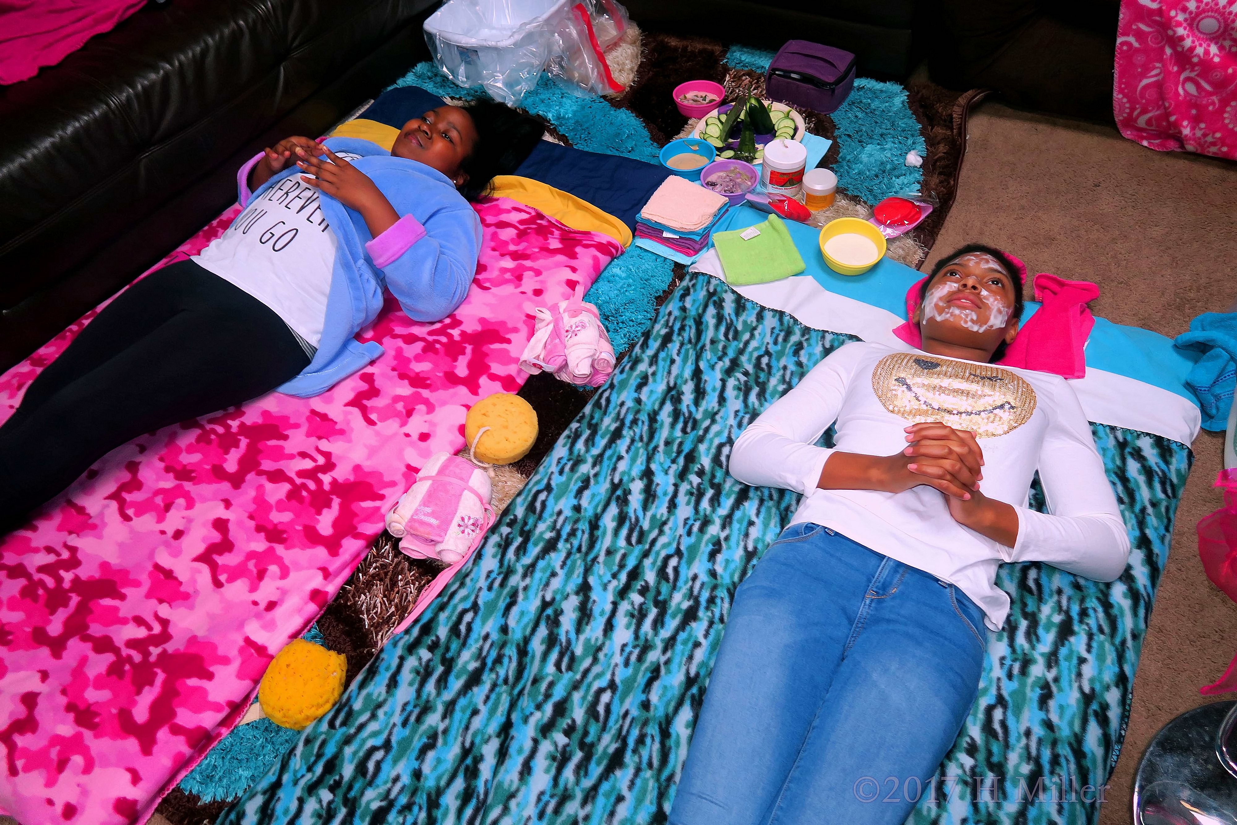 These Girls Are Ready To Relax During Their Kids Facial These Girls Are Ready To Relax During Their Kids Facial