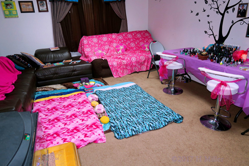 Kids Home Spa Party Set Up And Decorated Kids Home Spa Party Set Up And Decorated