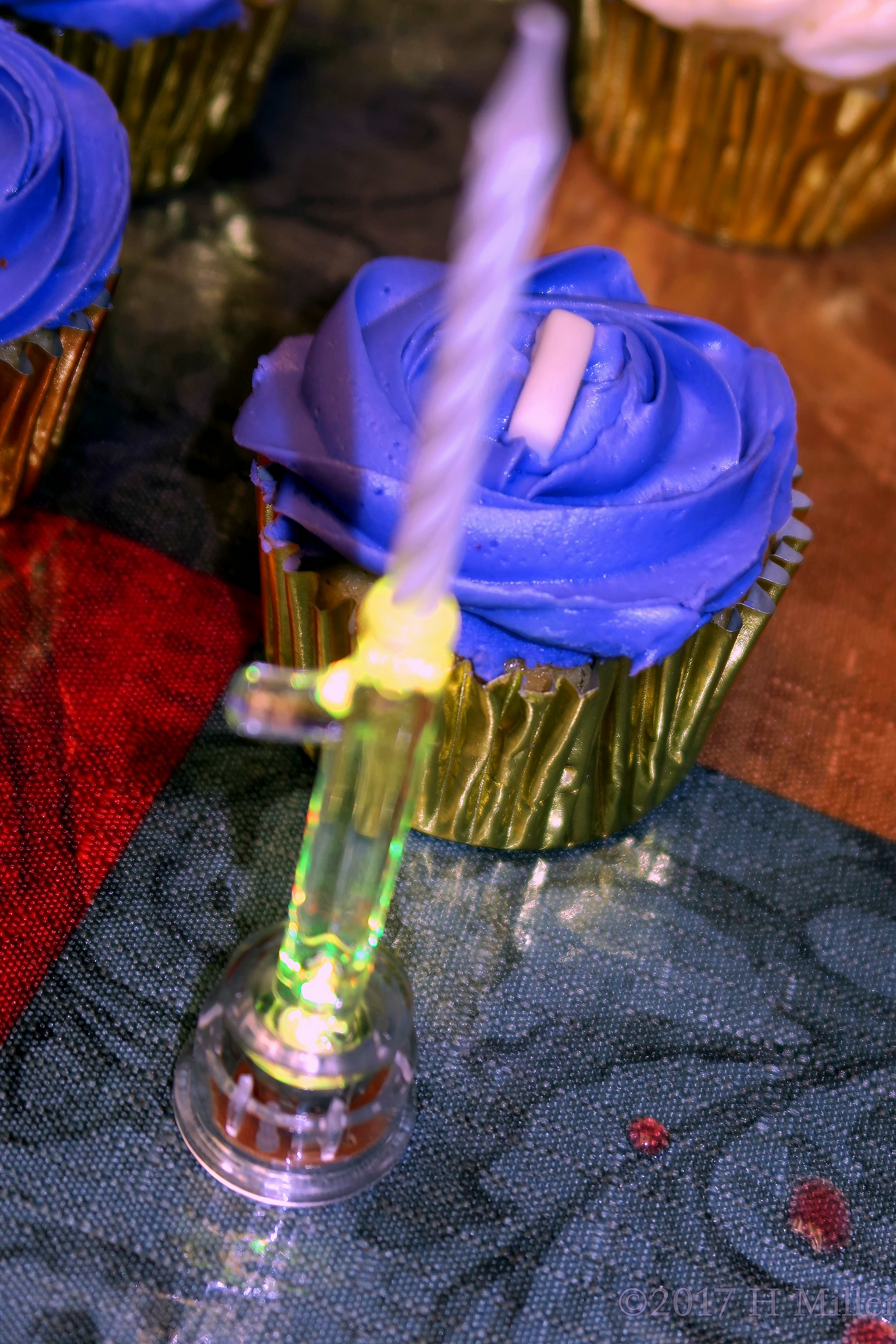 What A Beautiful Blue Rose Cupcake! What A Beautiful Blue Rose Cupcake!
