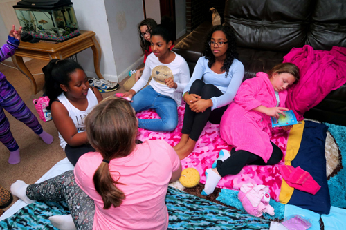 At The Kids Spa Party, Chatting And Chilling. At The Kids Spa Party, Chatting And Chilling.