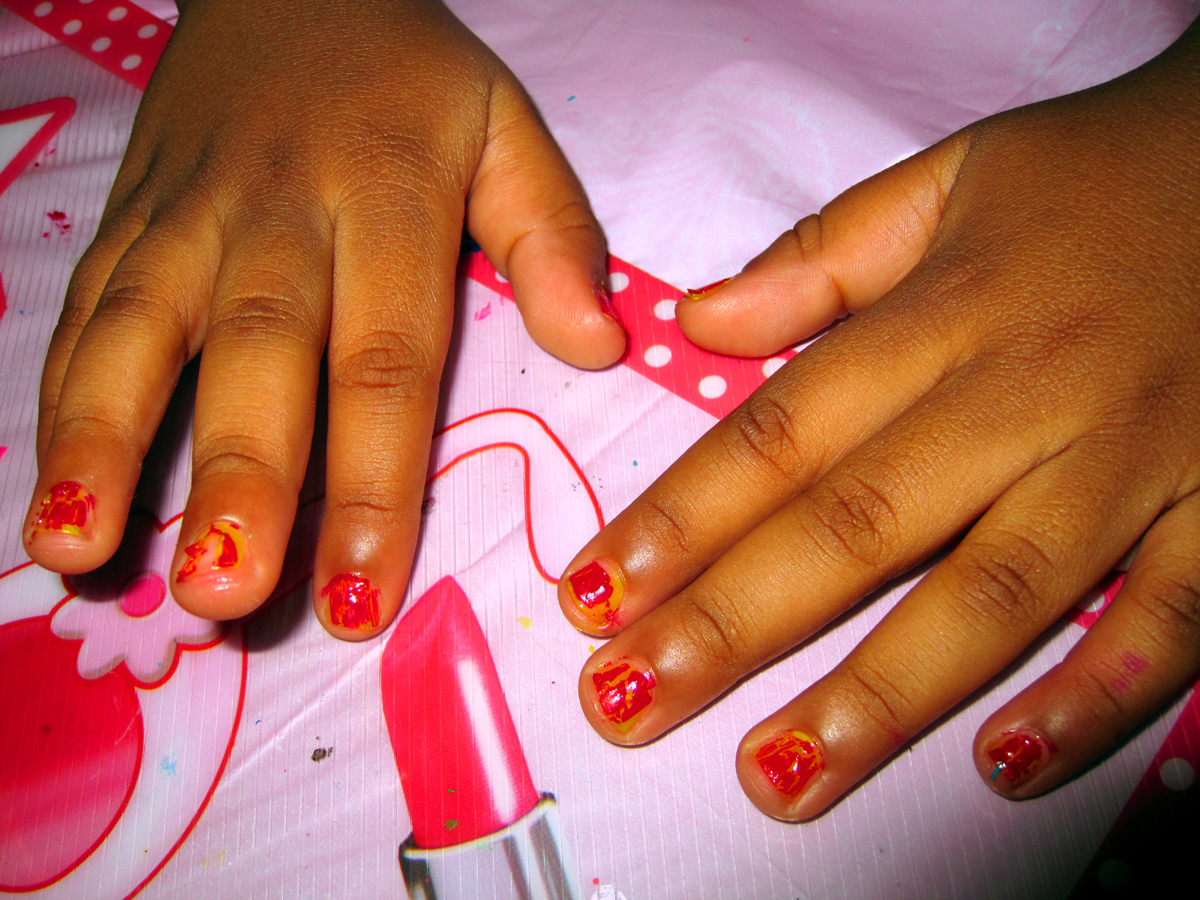 Red Sparkly Girls Manicure