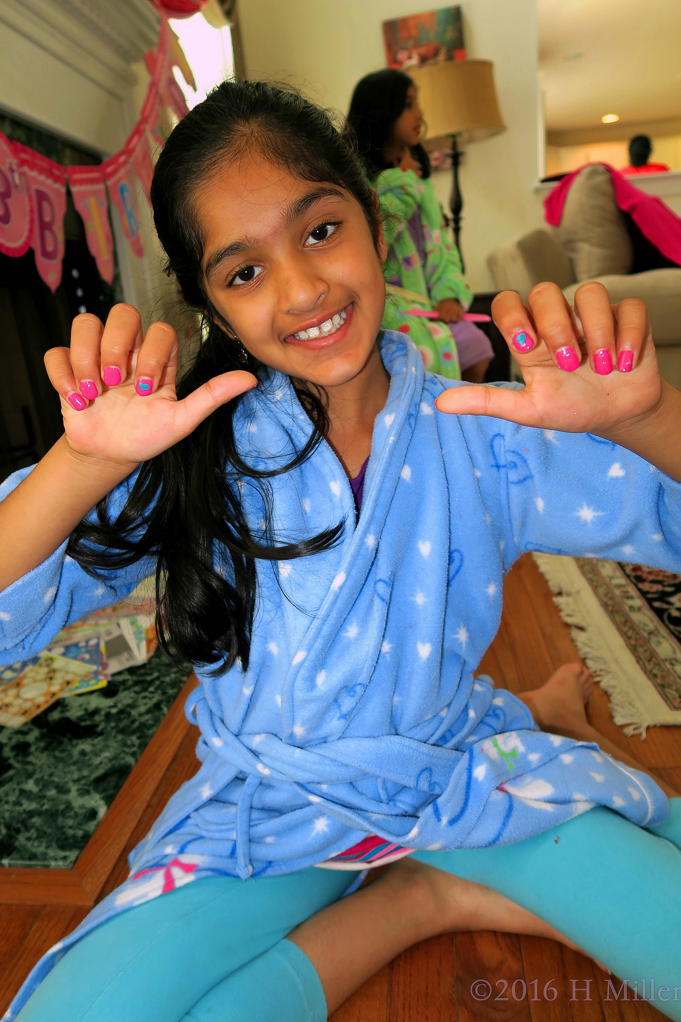 Lovely Pink Home Kids Spa Mini Mani Lovely Pink Home Kids Spa Mini Mani