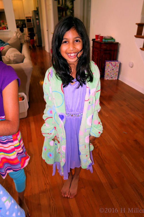 Comfy And Ready For Her Kids Home Spa Party Comfy And Ready For Her Kids Home Spa Party