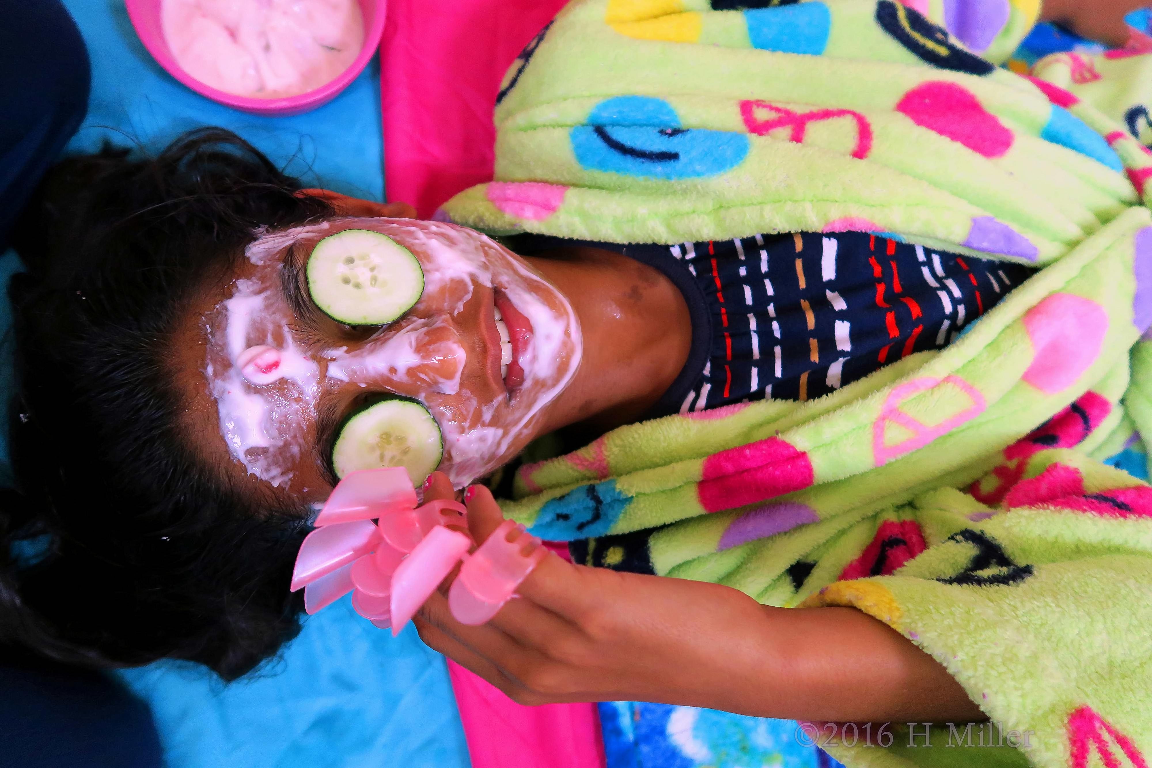 Loving Facials After Mini Manis Loving Facials After Mini Manis