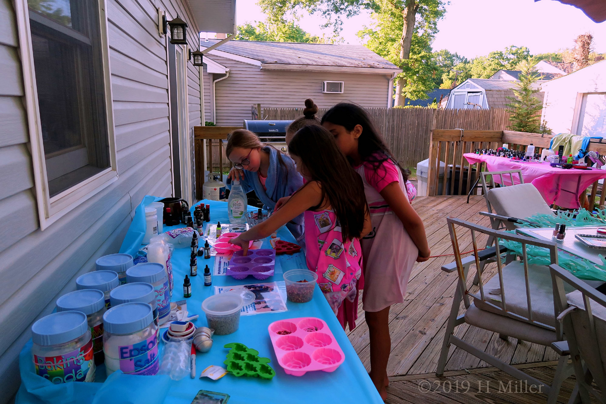Arianna's Kids Spa Birthday Party in 2019 1