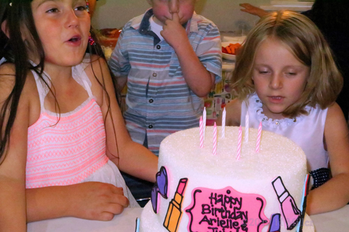 Arielle and Juju's 7th Kids Spa Party Arielle and Juju's 7th Kids Spa Party