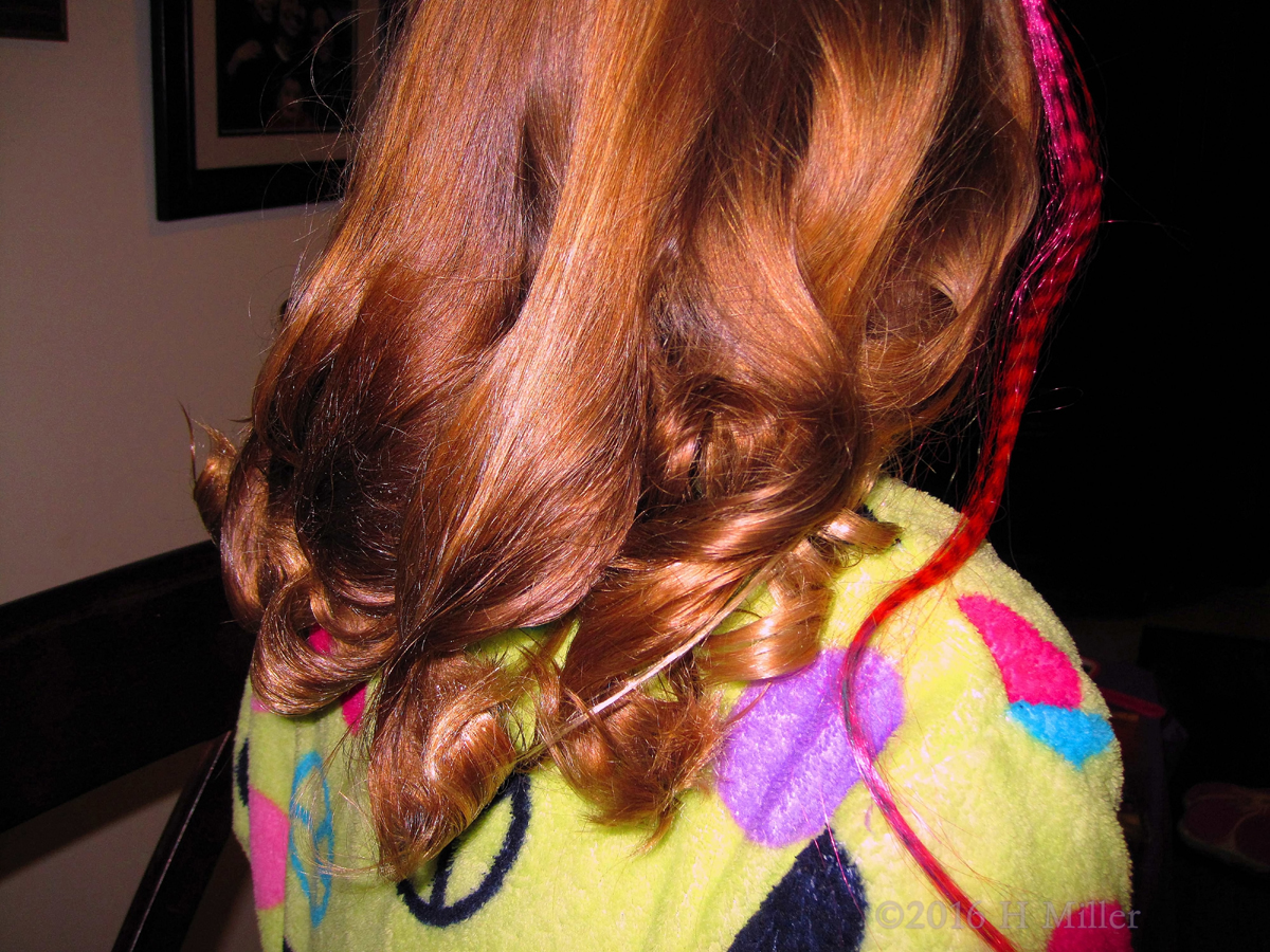 Loose, Flowing Curls, View From Back 