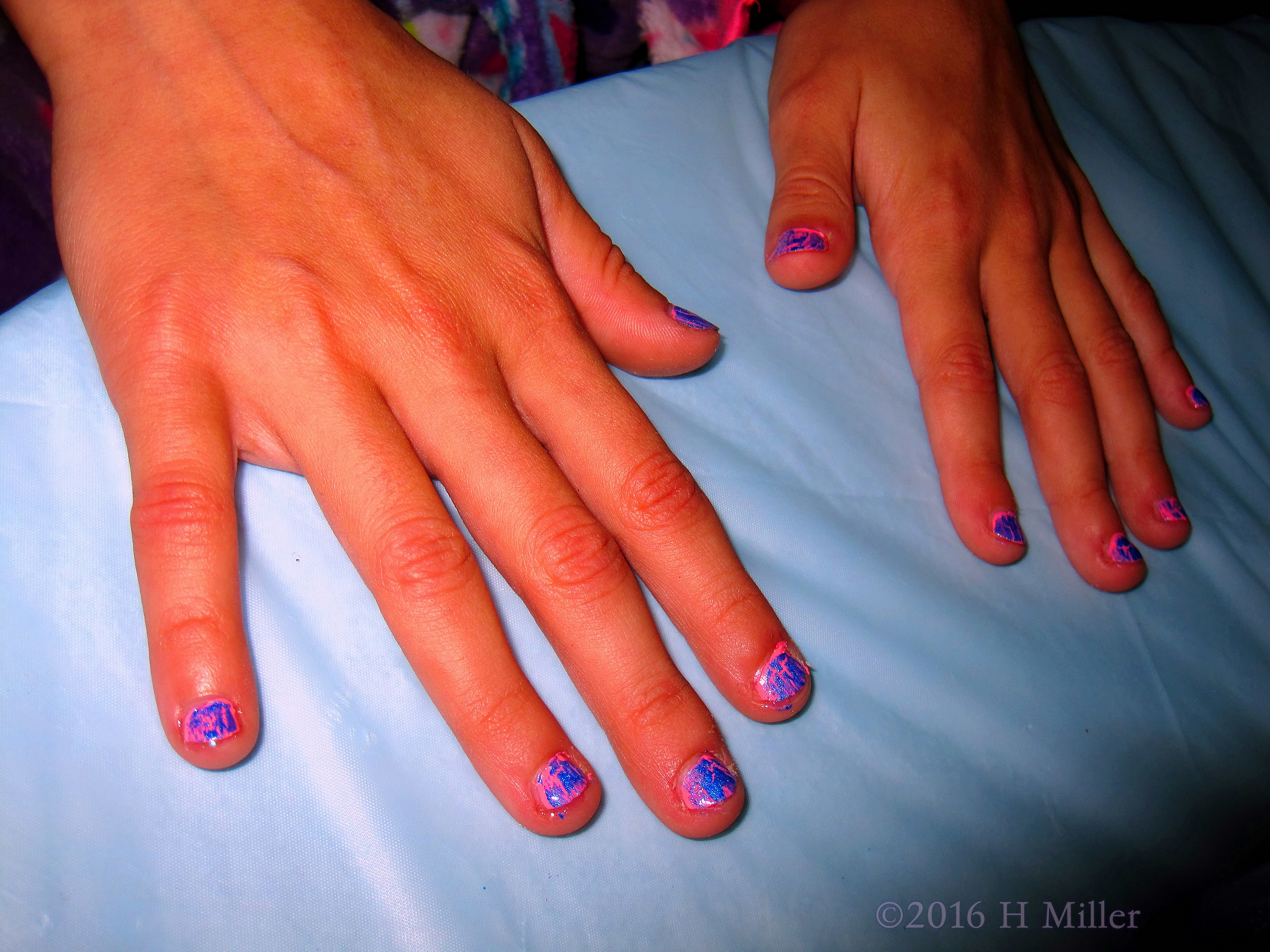 Bubble Gum Pink And Metallic Blue OPI Shatter Kids Mani. Bubble Gum Pink And Metallic Blue OPI Shatter Kids Mani.