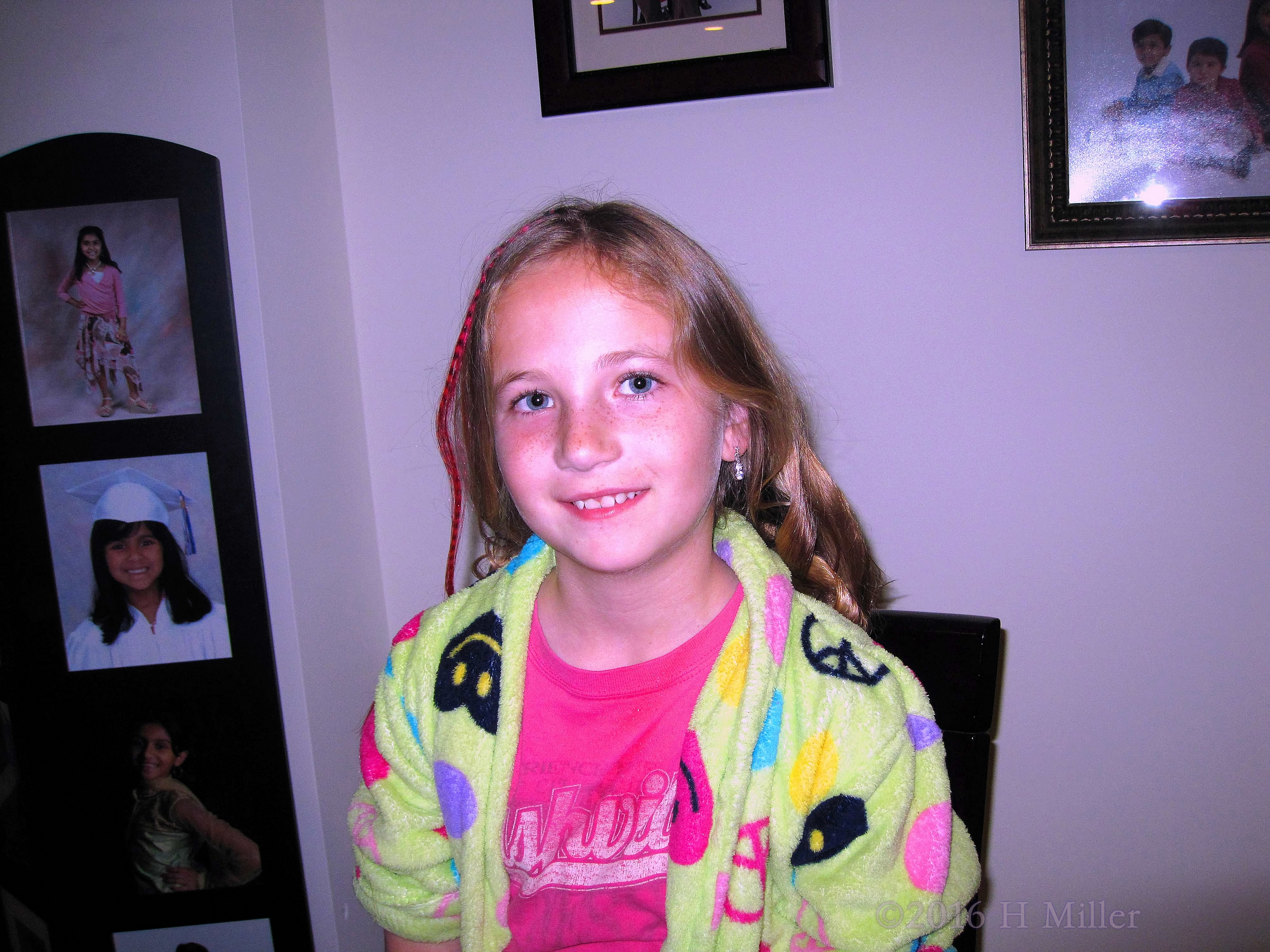 Hairstyling! Feather And Curling. Hairstyling! Feather And Curling.