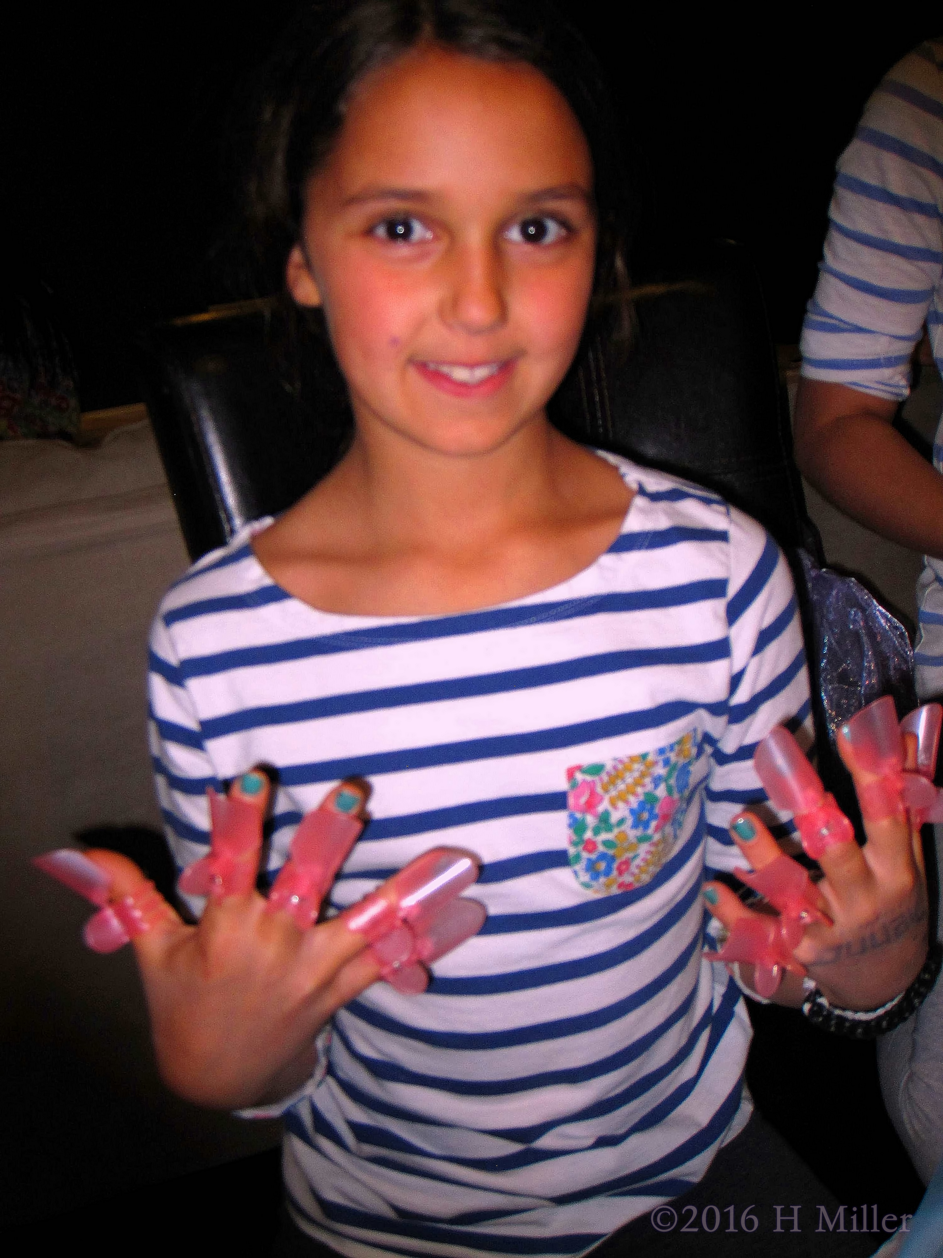 Nail Protectors Look Weird But Really Work To Preserve Your Mani! Nail Protectors Look Weird But Really Work To Preserve Your Mani!