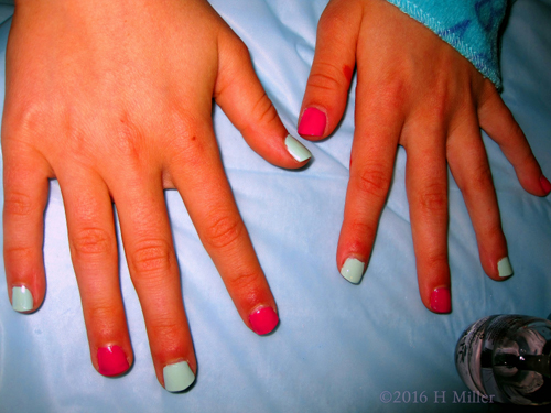 Magenta And Earth Toned Light Green Mani.