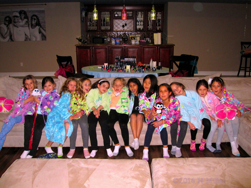 The Kids Saying ' Spa Party!' Group Pic. The Kids Saying ' Spa Party!' Group Pic.